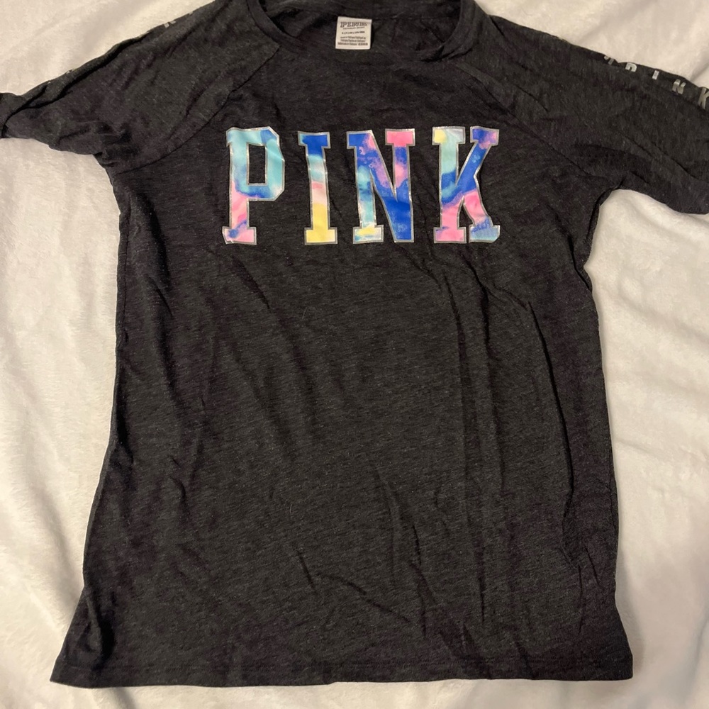 Pink tee